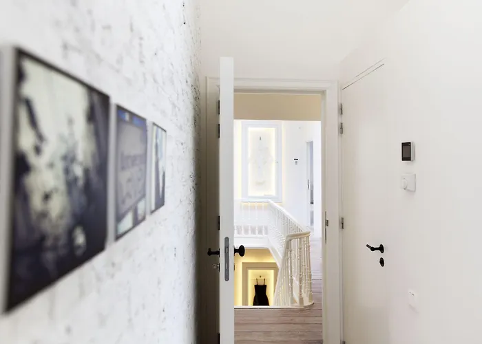 Maison Nationale City Flats & Suites